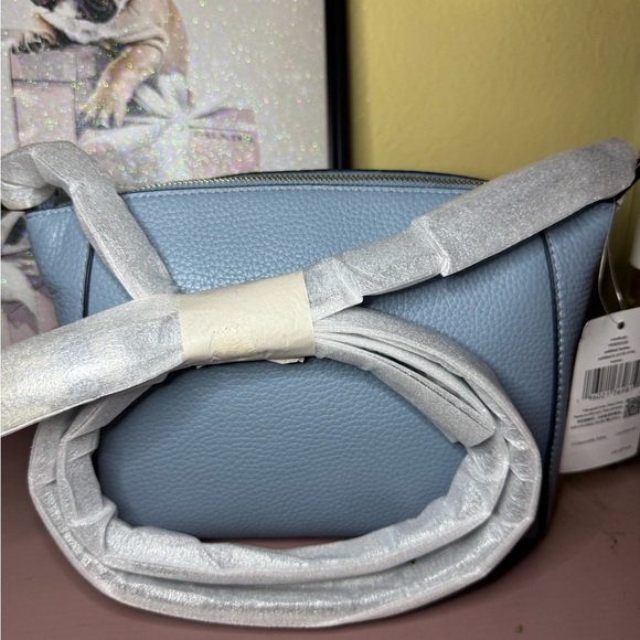 Kate Spade Powder Blue Crossbody Bag with Silver Hardware - Picture 4 of 10
